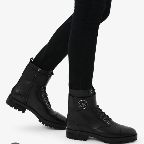 Michael Kors Tatum Vombat Boot - Picture 1 of 8